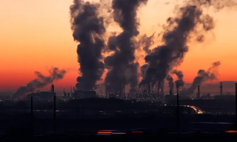 Polucição do ar, industria poluidora