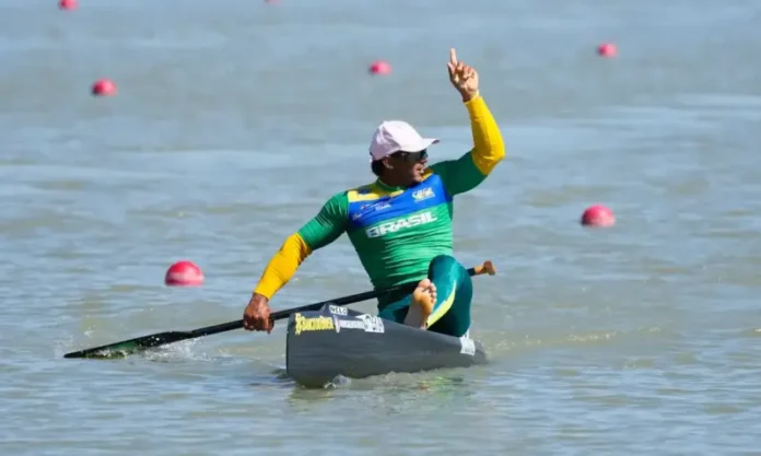 Isaquias Queiroz. Foto - Federação Espanhola de Canoagem