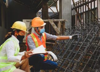 Alvará digital libera obras em minutos e avança em Manaus