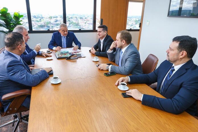 Prefeitura de Manaus e Tribunal de Justiça do Amazonas efetuam parceria que extingue 200 mil ações de dívidas pequenas da justiça