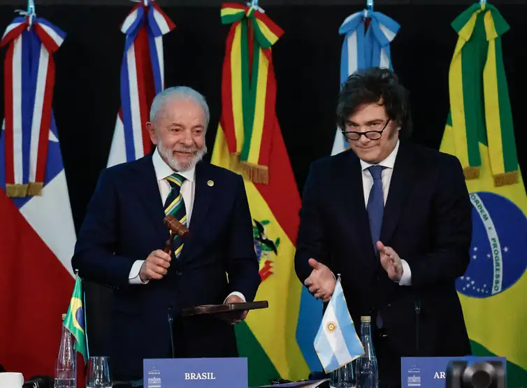 Presidente Luiz Inácio Lula da Silva na cerimônia de transmissão da Presidência Pro Tempore do Mercosul ao Brasil com o presidente da Argentina, Javier Milei - Foto- Ricardo Stuckert