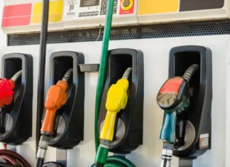 Governo inicia retirada gradual de subsídios aos combustíveis