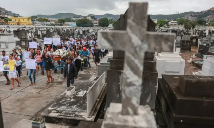 Funeral. Foto - Joédson Alves