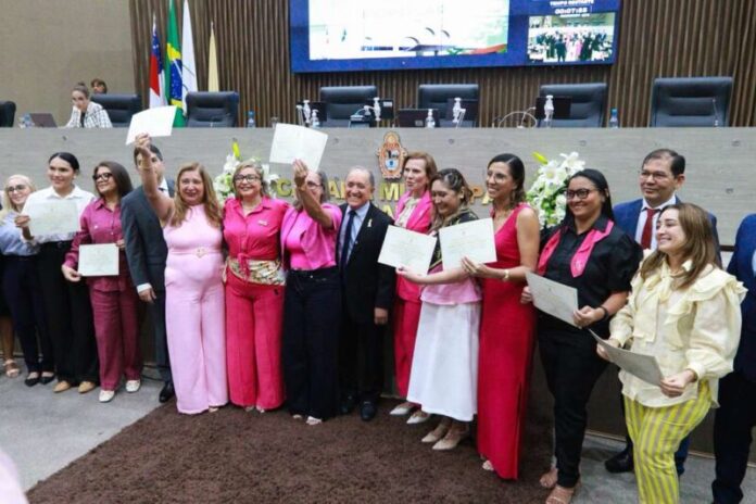 Tribuna Popular da CMM homenageia mulheres que venceram o câncer (2)