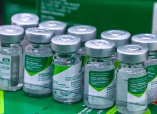 Manaus inicia campanha de vacinação contra Influenza com 300 mil doses