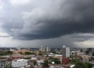 Manaus entra em estado de atenção por chuvas intensas nesta segunda