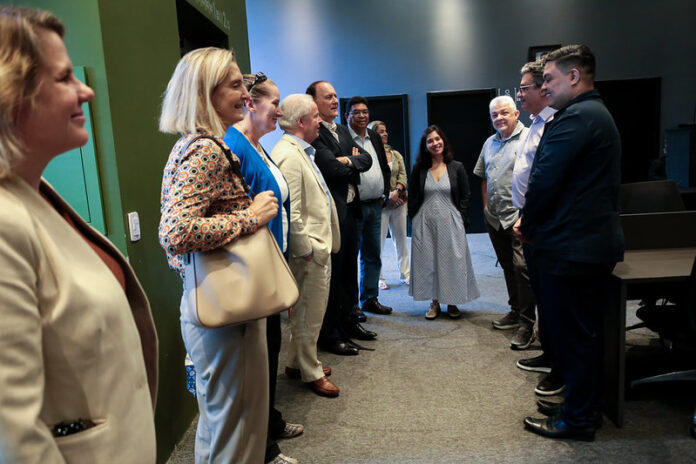 54910032726_985739583a_c