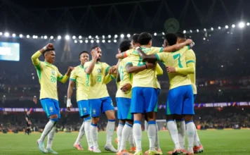 Brasil joga bem e derrota Senegal por 2 a 0 no amistoso em Londres