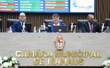 Câmara de Manaus celebra 18 anos da Escola do Legislativo