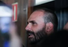 STF forma maioria para tornar Eduardo Bolsonaro réu no tarifaço