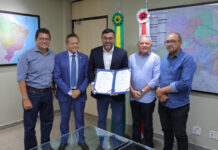 Wilson Lima lança nova etapa do Asfalta Amazonas e levará recuperação viária a Pauini