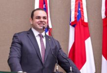 Roberto Cidade apresenta PL que protege consumidores de mudanças não informadas no limite de crédito