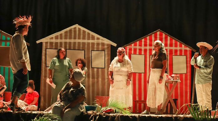 Espetáculo “Natal Caboclo” atrai grande público no Parque Municipal do Idoso