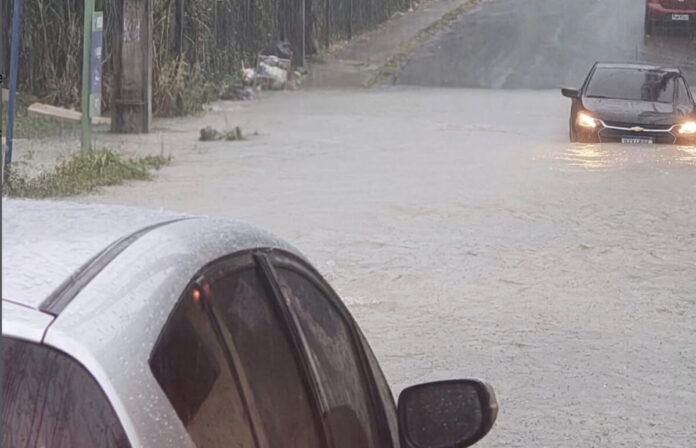 alagamento chuva alerta defesa civil