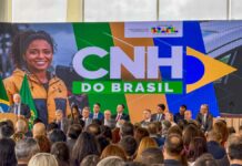 Direção do Detran Amazonas participa do lançamento da CNH do Brasil; confira novas regras
