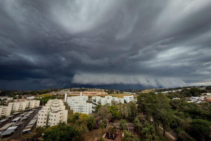 tempestade Botucatu
