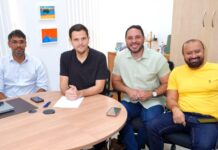 Renato Júnior libera R$ 52 milhões em bonificação para servidores da educação