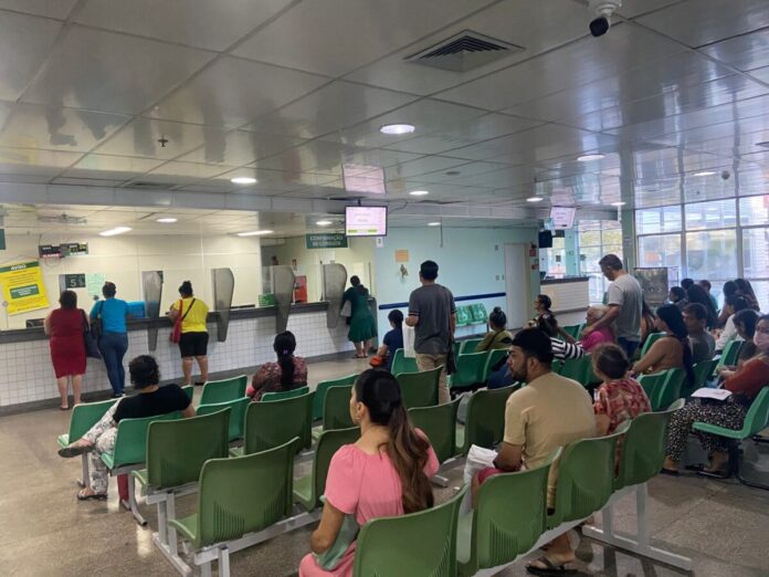 FCECON sala de espera consulta