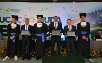 Formatura histórica reúne alunos da rede pública no ensino médio técnico da Fundação Matias Machline