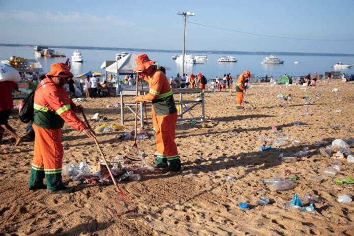 limpeza da ponta negra