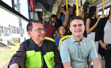 David Almeida reduz passagem para R$ 5 e desafia tendência de alta nas capitais