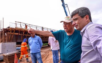 Obras da ponte do Autaz Mirim seguem mesmo no Carnaval na BR-319