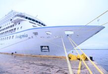Cruzeiro internacional MS Insignia atraca em Manaus e impulsiona turismo