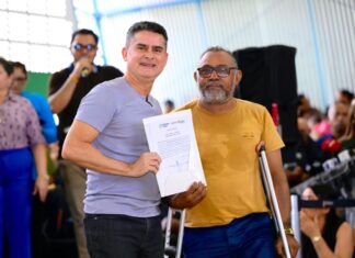 David Almeida entrega 1,5 mil títulos e Manaus supera 16 mil imóveis regularizados