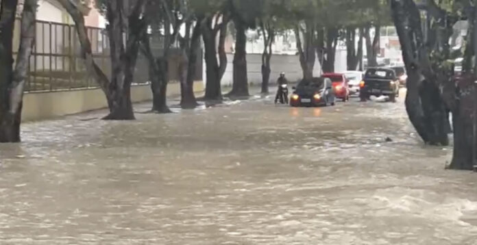 chuva alagamento