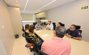 David Almeida leva modelo da Guarda de Manaus ao Ministério da Justiça