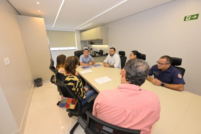 David Almeida coloca Manaus entre as referências nacionais e leva modelo da Guarda Municipal ao Ministério da Justiça 4