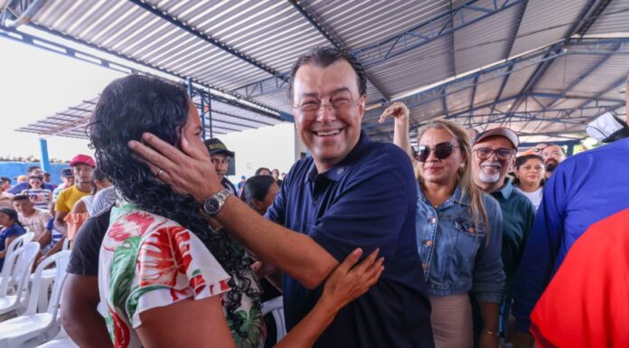 Eduardo Braga pede audiência no Senado para discutir fim da escala 6×1