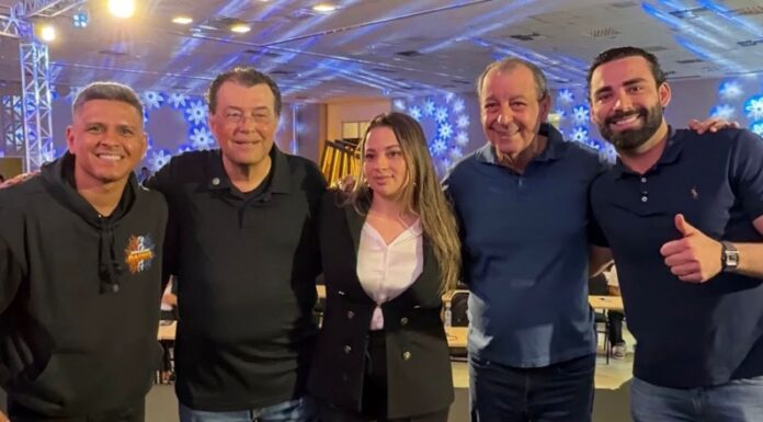 Eduardo Braga destaca empreendedorismo e valorização dos barbeiros no Amazonas Barber em Manaus