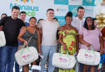 David Almeida amplia distribuição de kits e realiza nova etapa do Mãe Manauara no Centro