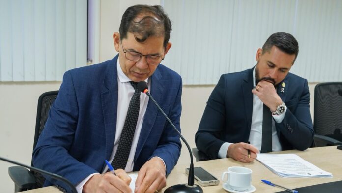 CCJR analisa 14 projetos com destaque para política de atenção a pessoas com transtorno de acumulação compulsiva