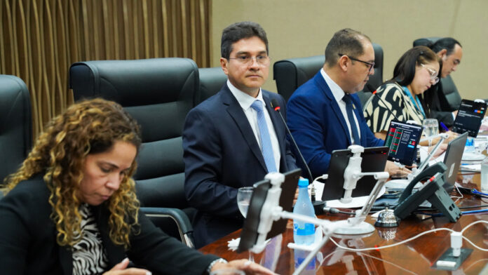 Sessão Plenária _06-04-26_eder frança e cleuton silva (1)