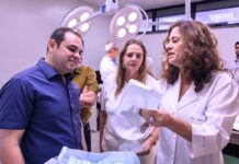 Roberto Cidade vistoria obras da FCecon e reforça modernização da saúde