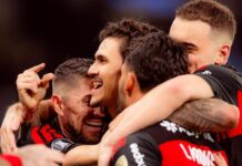 Pedro marca golaço, Flamengo vence Estudiantes e avança às oitavas da Libertadores