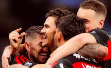 Pedro marca golaço, Flamengo vence Estudiantes e avança às oitavas da Libertadores