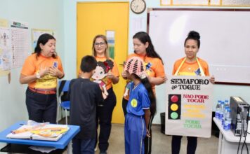 Prefeitura de Manaus encerra campanha Maio Laranja com ação em comunidade ribeirinha