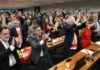 Comissão aprova relatório de PEC que acaba com escala 6X1