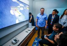 Roberto Cidade celebra marca de 900 atendimentos do Juventude TEA no Amazonas