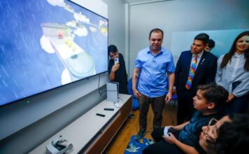 Roberto Cidade celebra marca de 900 atendimentos do Juventude TEA no Amazonas