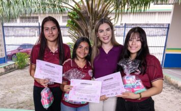 Thaisa Cidade participa de ação que leva dignidade menstrual a estudantes no Amazonas