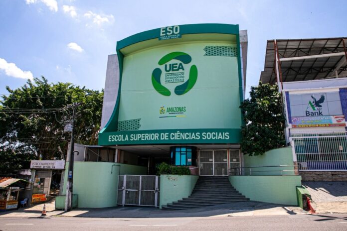 UEA Escola Superiro de Ciências Sociais