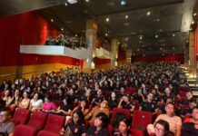 Mais de 1,2 mil alunos de colégios militares participam de aulão para vestibulares no Amazonas