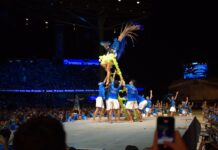 Festival de Parintins 2026: Torcida lota arquibancadas e embala último ensaio técnico do Caprichoso no Bumbódromo