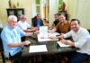 Prefeito Renato Junior regulariza imóveis da Igreja Católica e encerra demanda histórica em Manaus