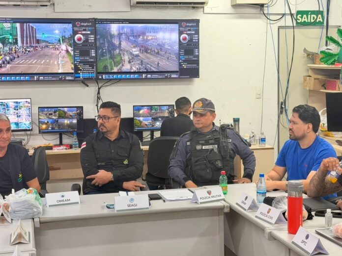 Reunião (4)