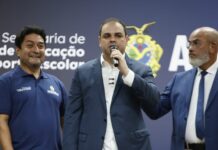 Governador Roberto Cidade anuncia reajuste de 4,14% para servidores da Educação no Amazonas